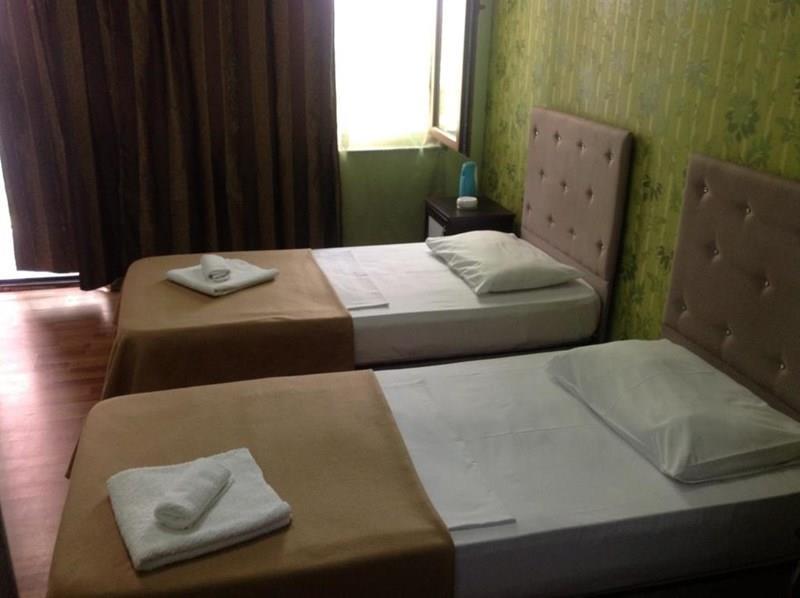 Albatros Batumi Guest House 2* фотосуреті