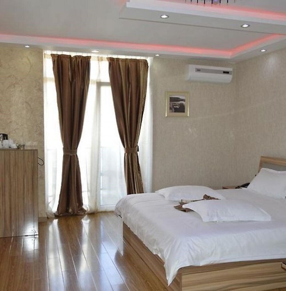 Grand Royal Hotel 3* суреті