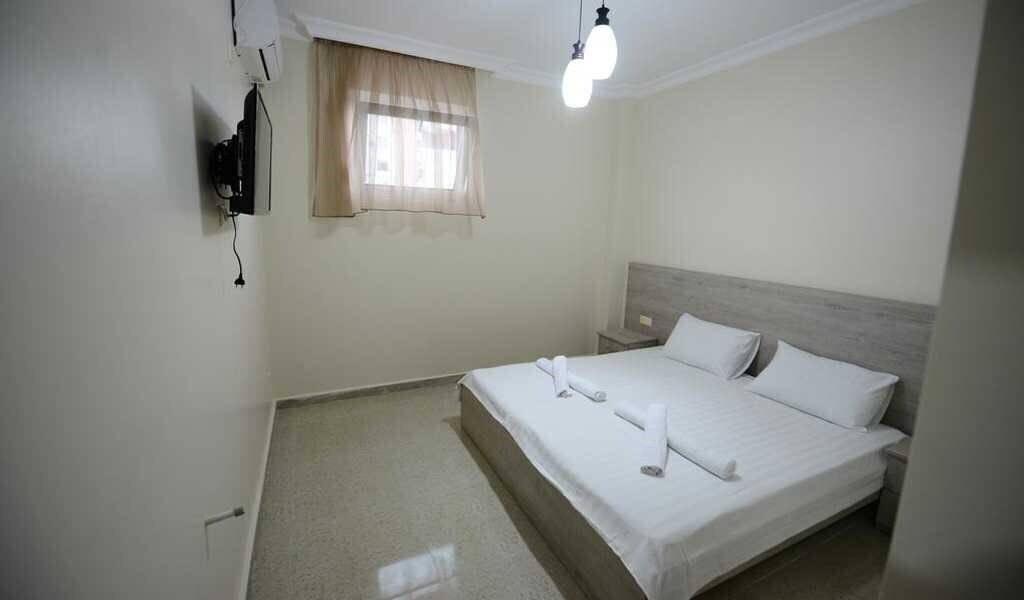 Family 3* фотосуреті