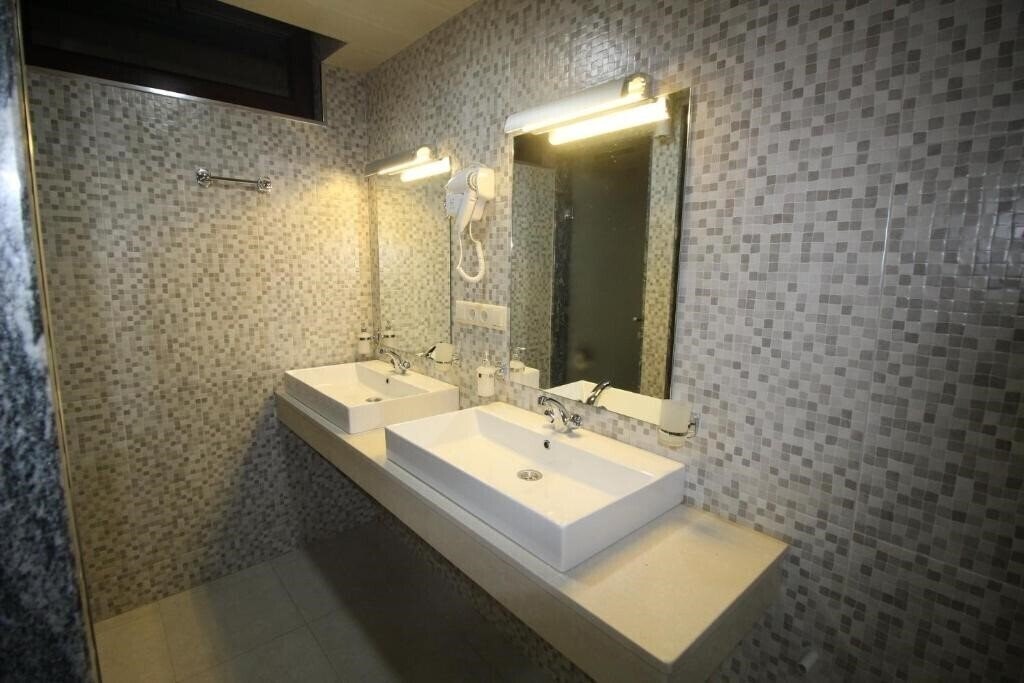 Jeal 3* қонақ үйі