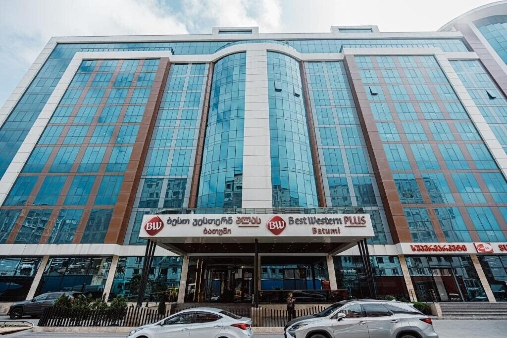 Фото Best Western Plus Batumi 4*