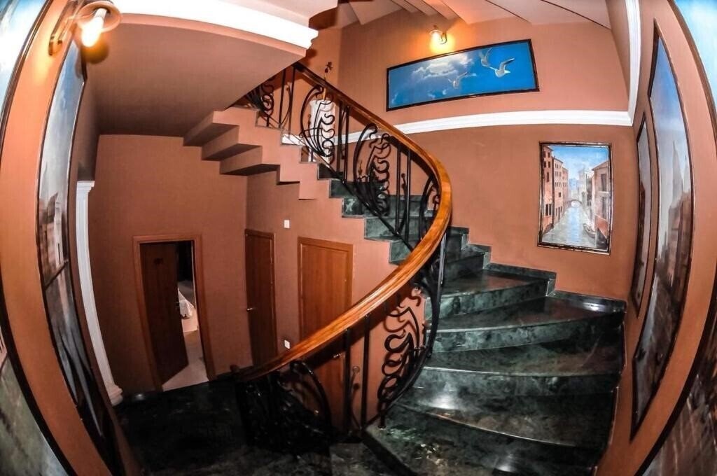 Фотография Voyage 3*