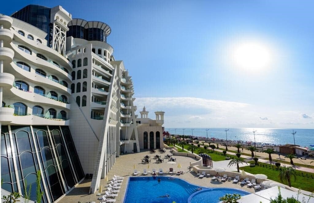 Отель Grand Gloria 5*