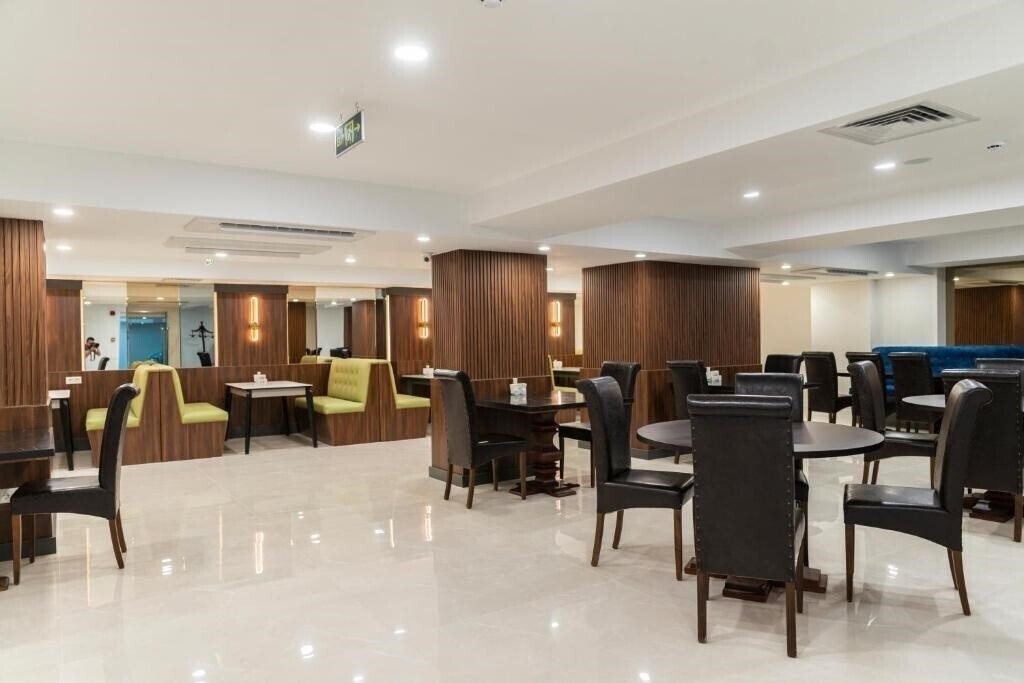 Era Palace 4* фотосуреті