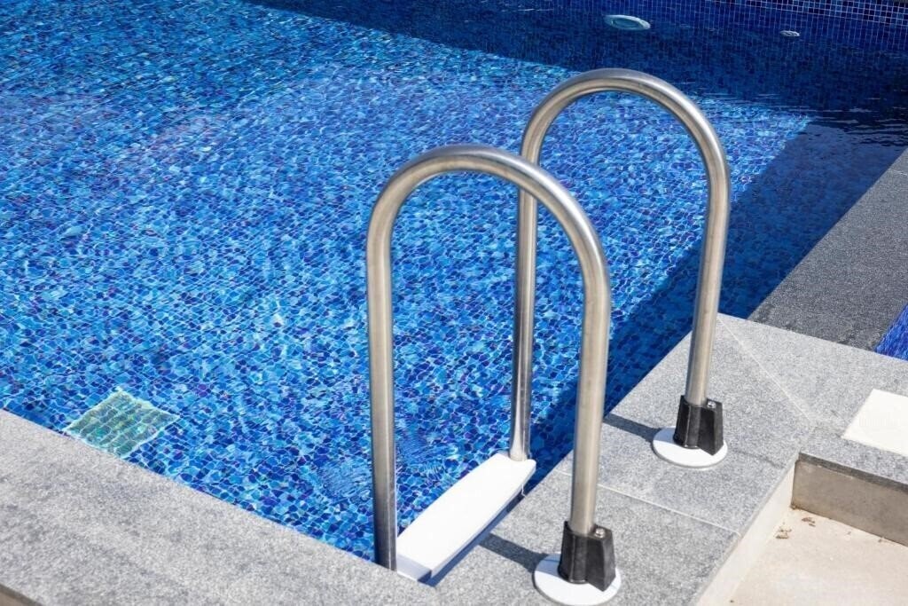 Отель Gardenville Batumi 4*