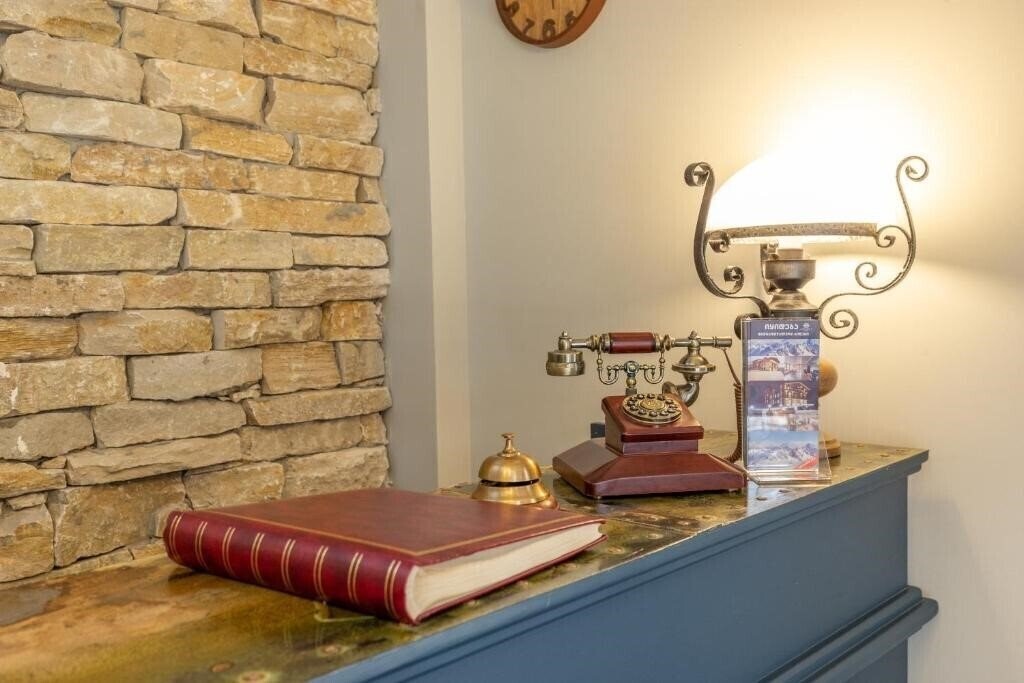 Фото Hotel Pine Chalets 4*