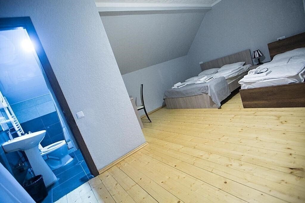 Фото Soncho Kazbegi 3*