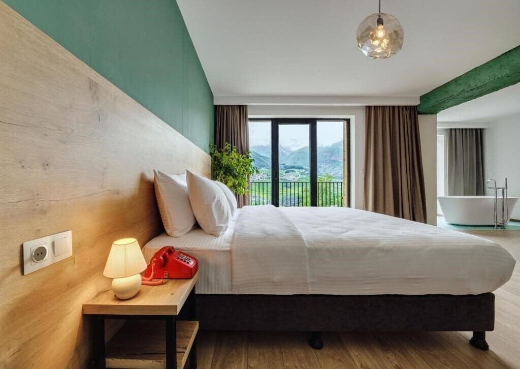 Фотография Intourist Kazbegi 4*