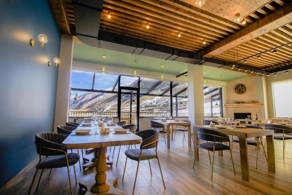 Suatis Resort Kazbegi 4* суреті