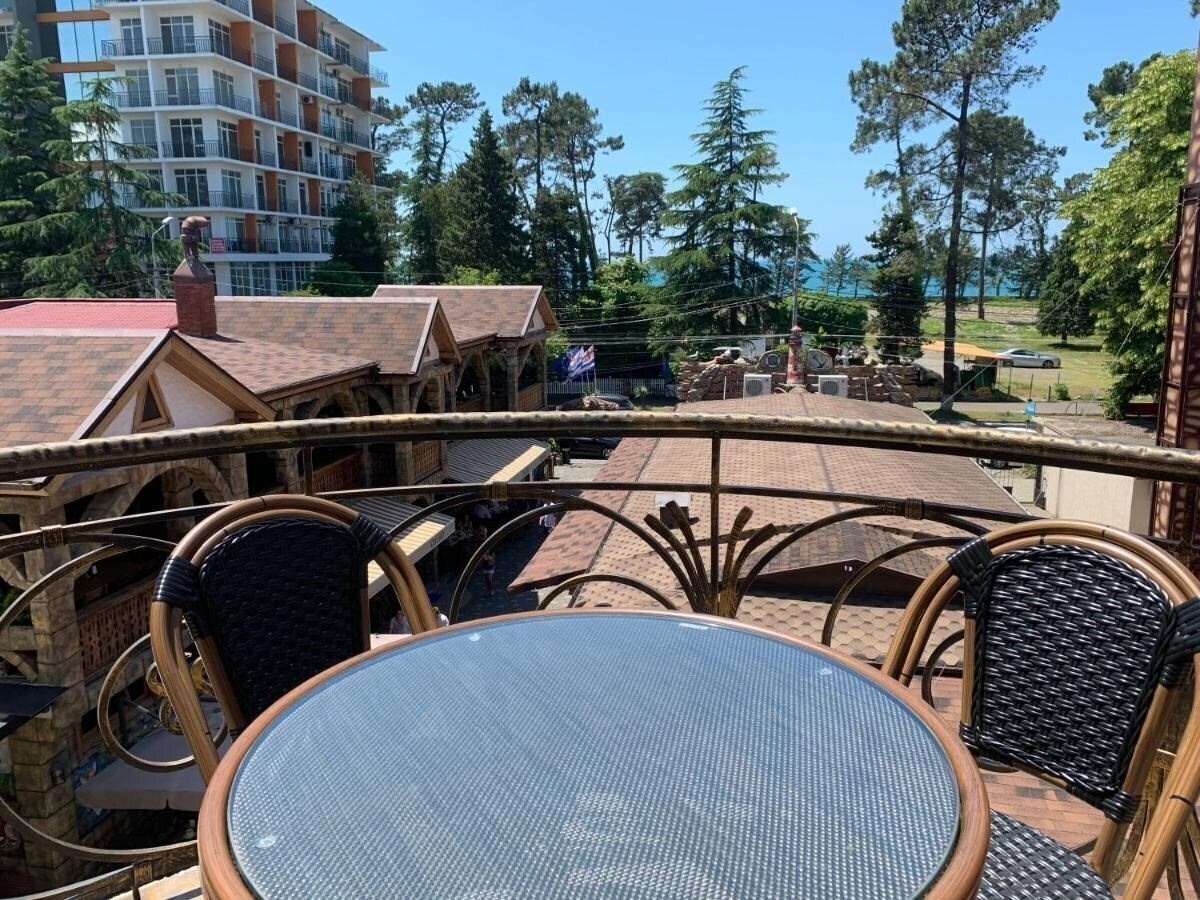 Chero Hotel 3* суреті