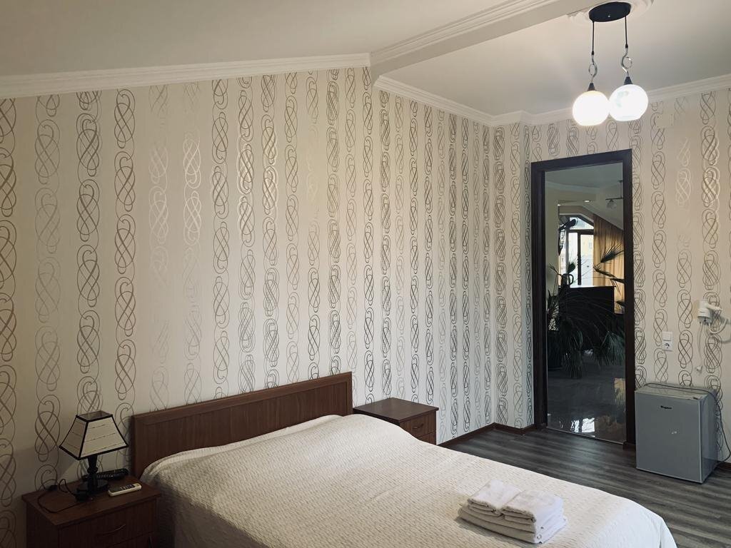 Hotel Amigo 3* суреті