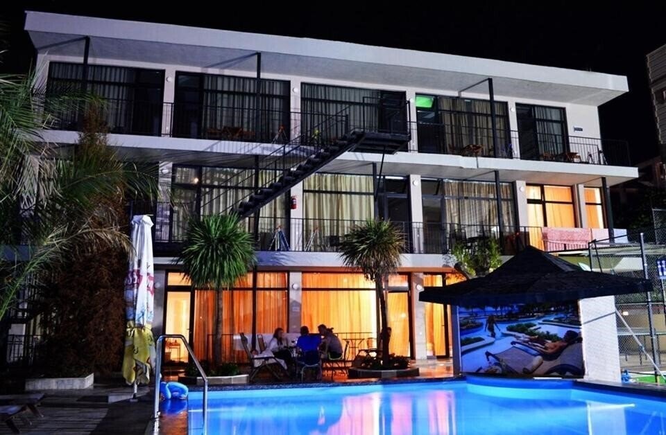 Hotel Amigo Rustaveli 2* қонақ үйі