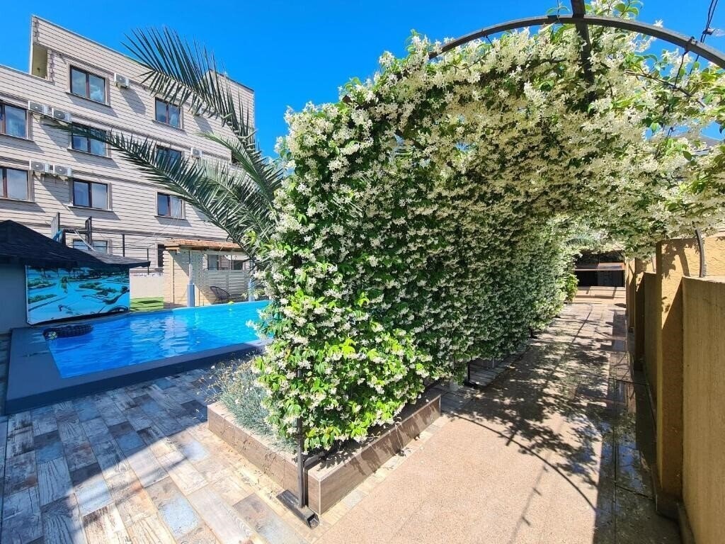 Hotel Amigo Rustaveli 2* суреті