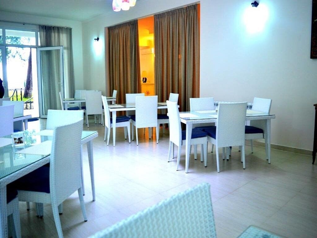 Фото Gb Hotel Kobuleti 4*