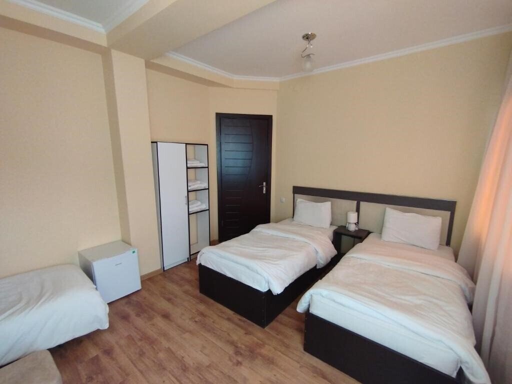 Фото Hotel David Kutaisi 3*