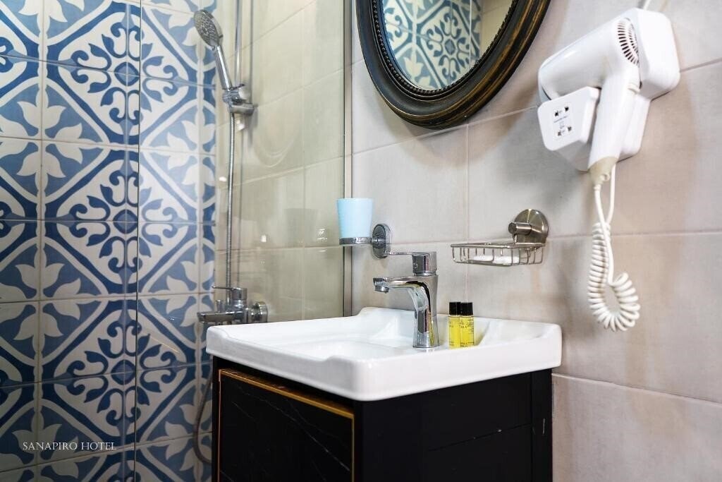 Sanapiro Hotel Kutaisi 3* фотосуреті