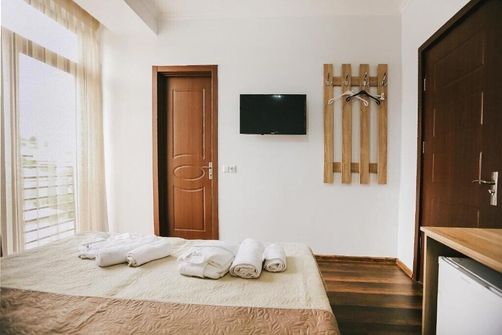 Фотография Balanchine 3*