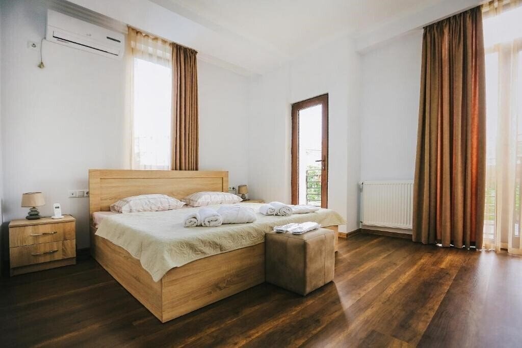 Изображение Balanchine 3*