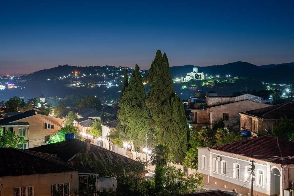 Картинка Balanchine 3*