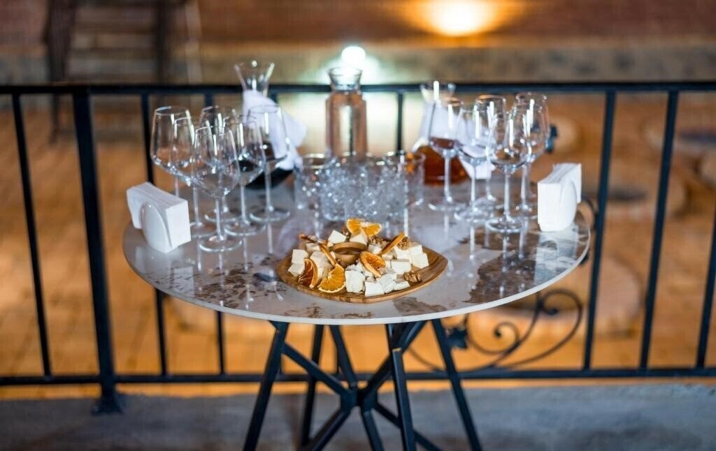 Burki Castle & Cellar 4* суреті
