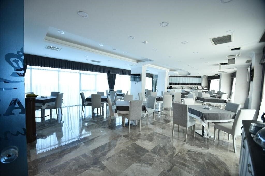 Era Palace Kvariati 4* суреті