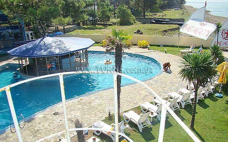 Отель Andamati 3*