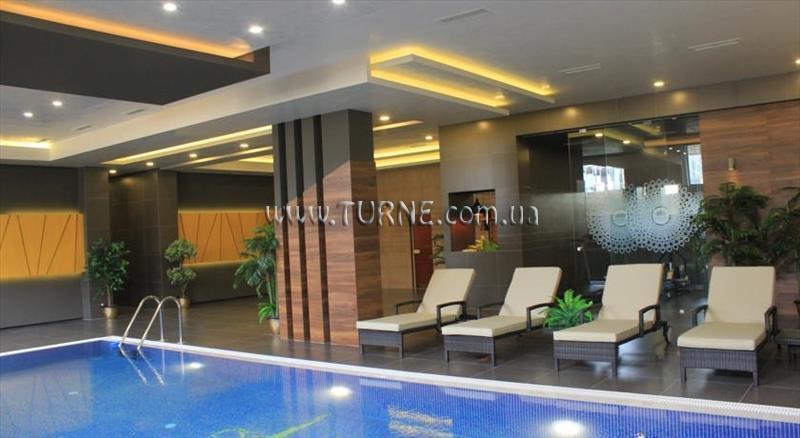 Фото Golden Palace 4*