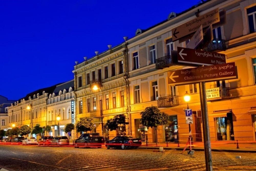 David King 4* суреті