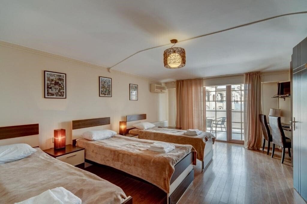 Фото Hotel Epic 3*