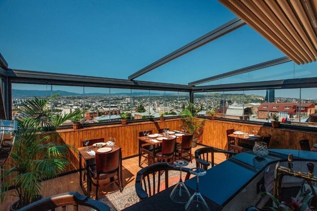 Urban Boutique Hotel 4* қонақ үйі