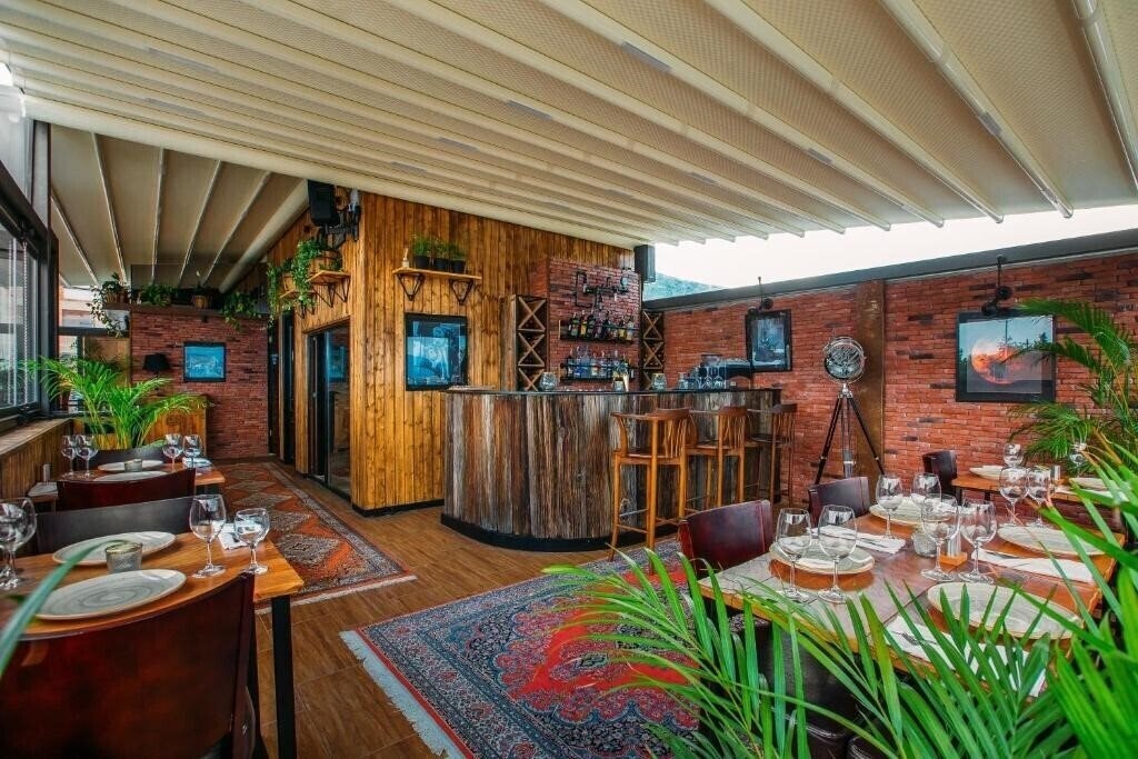 Urban Boutique Hotel 4* суреті