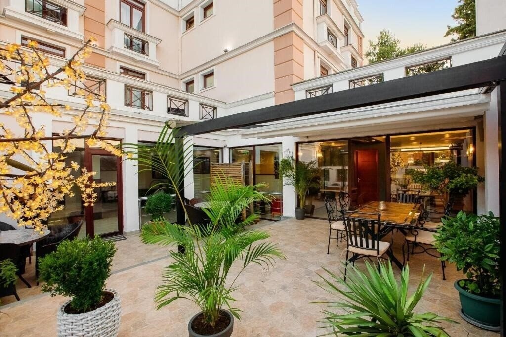 Urban Boutique Hotel 4* суреті