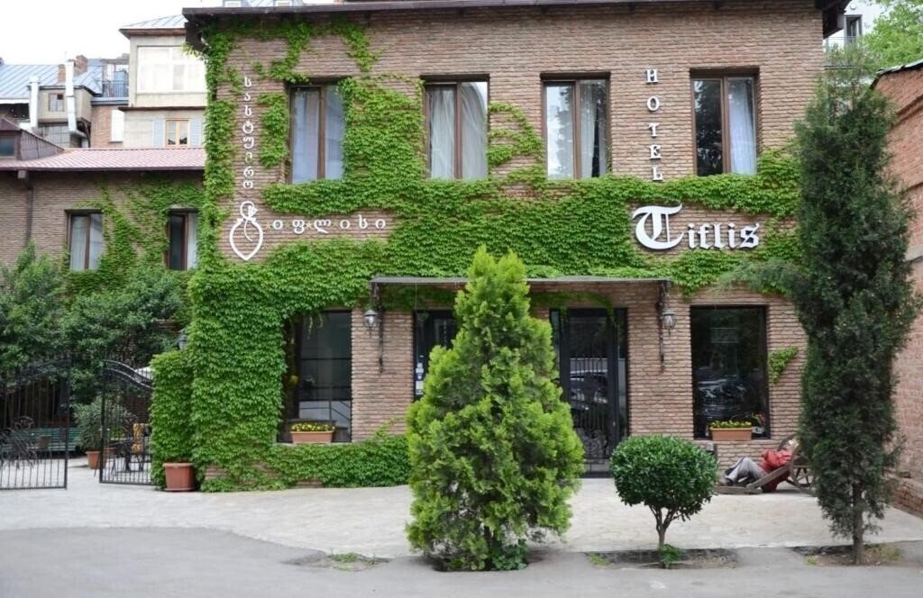 Отель Tiflis Hotel 3*