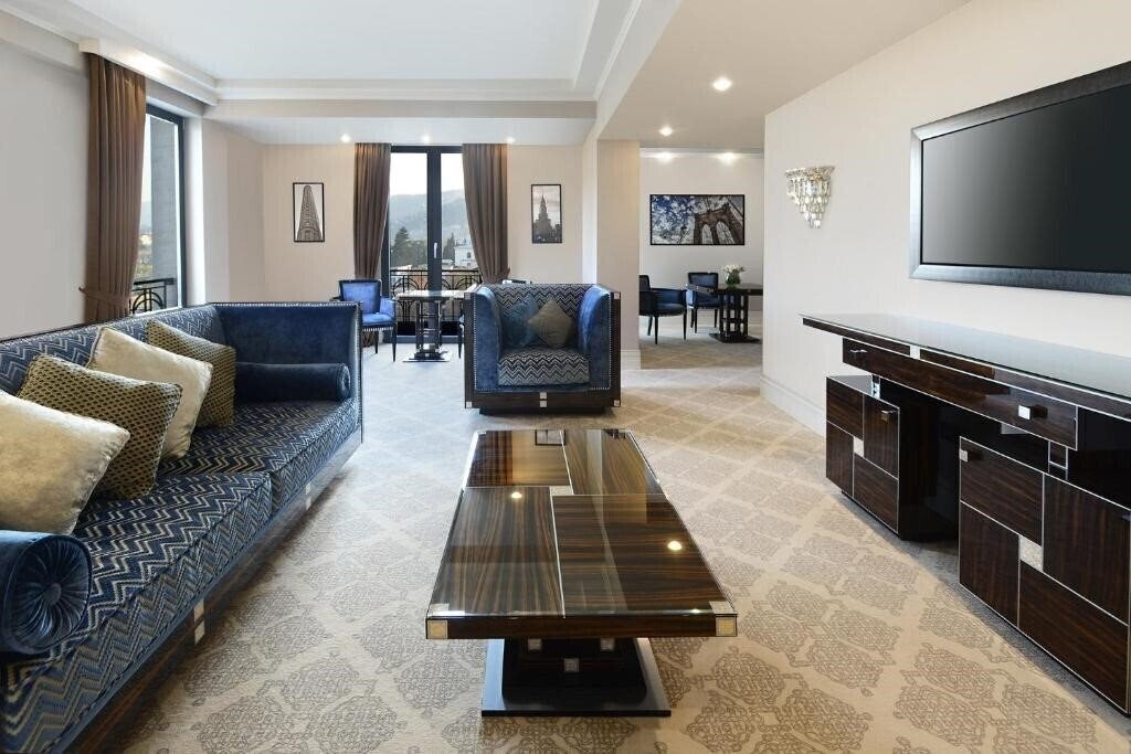 Картинка Ambasadori Tbilisi 5*