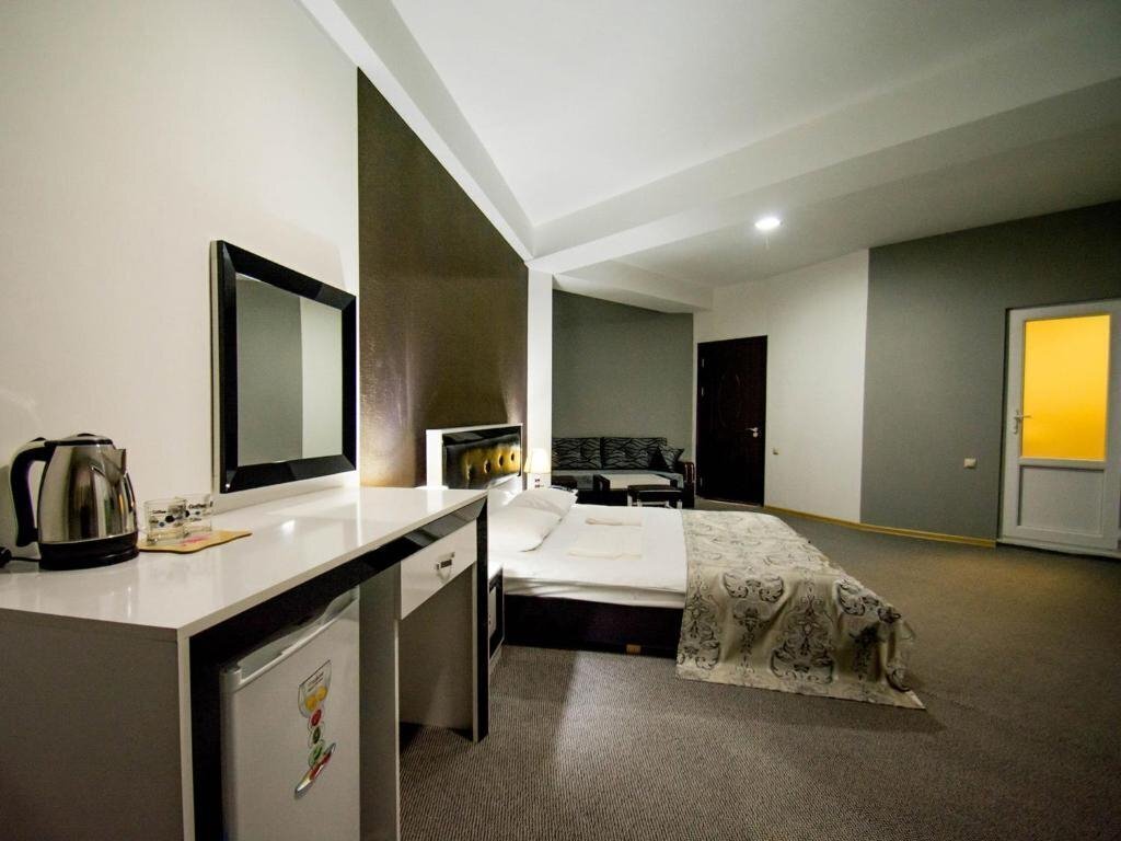 Изображение Batoni 3*