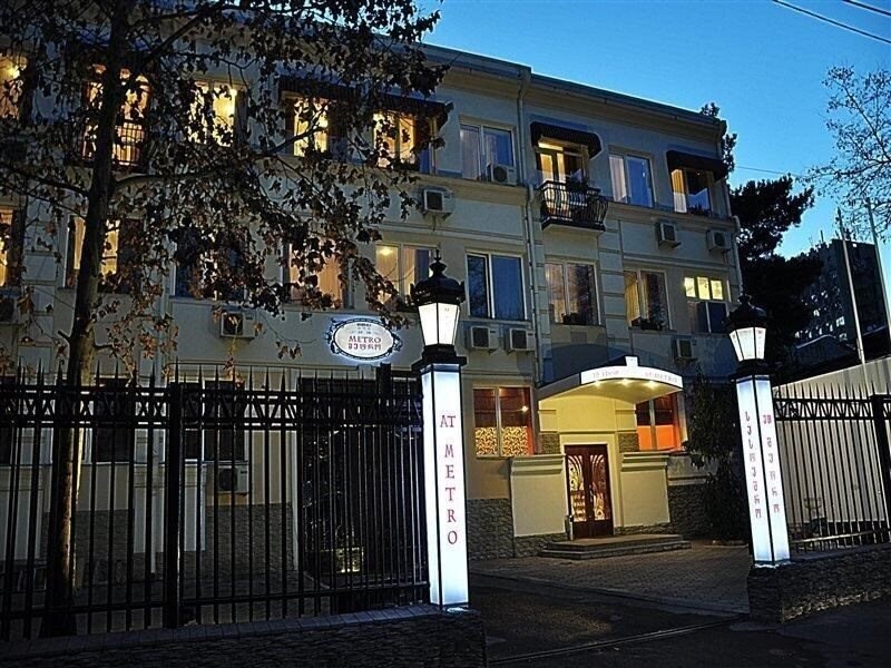 Отель Gold Star Hotel 4*