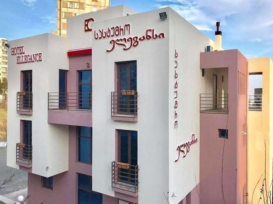 Elegance Hotel 3* қонақ үйі
