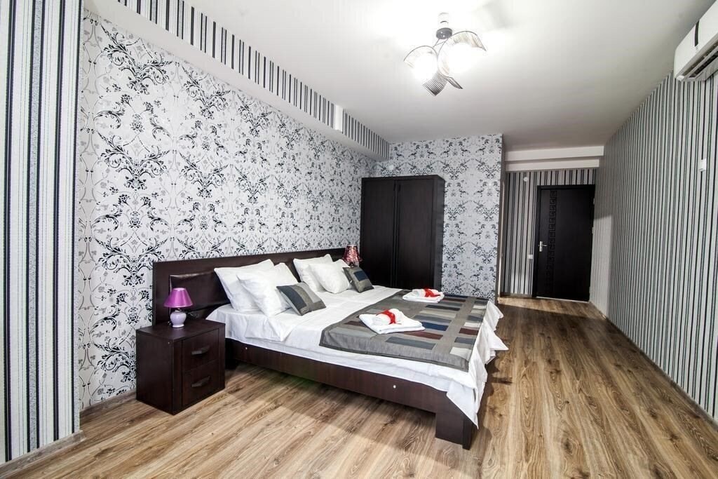Elegance Hotel 3* суреті