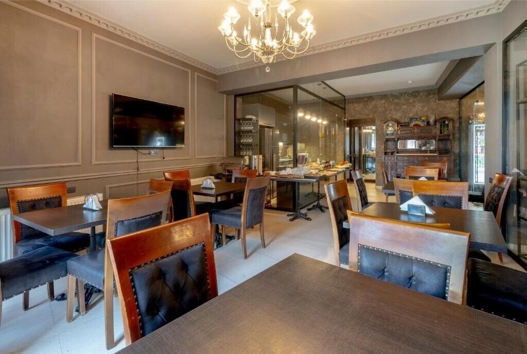 Piazza Tbilisi 3* фотосуреті