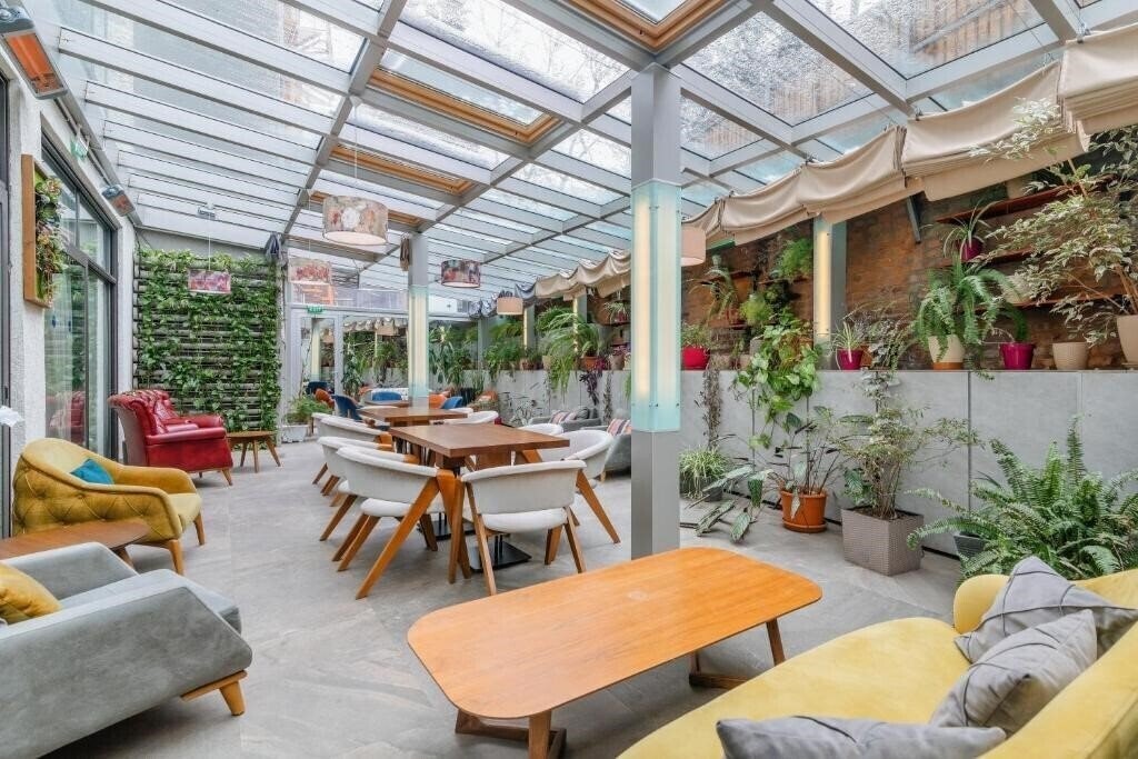 Best Western Tbilisi City Center 4* суреті