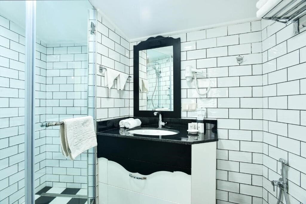 Hotel Khokhobi 1* суреті