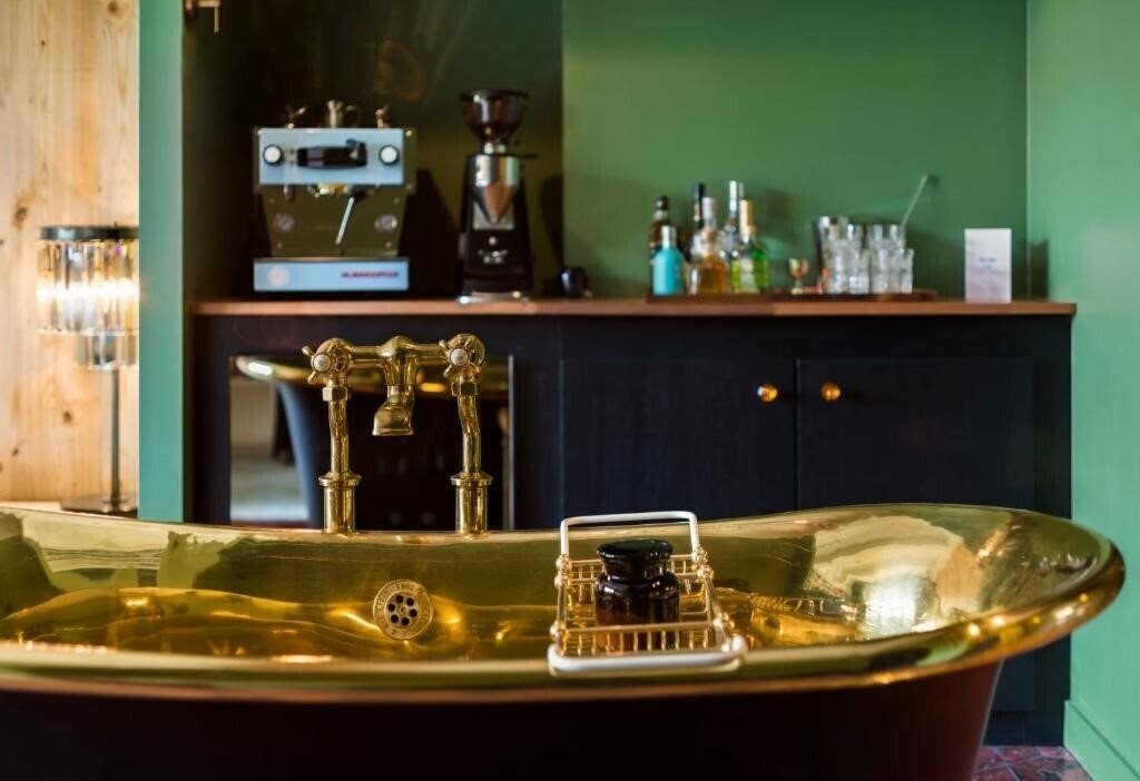 Stamba Hotel 5* фотосуреті