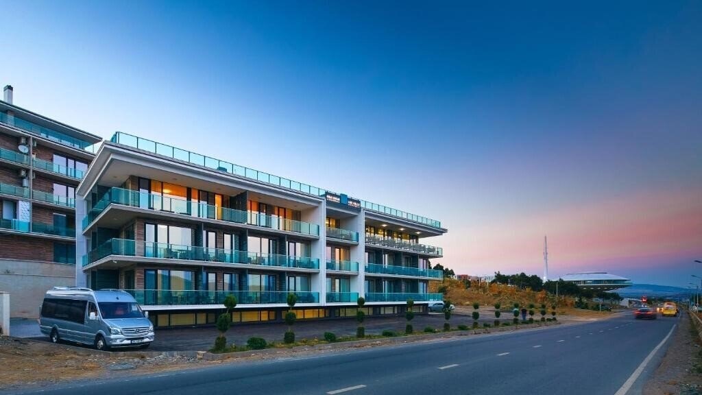 Фото Lisi Hills Hotel 3*