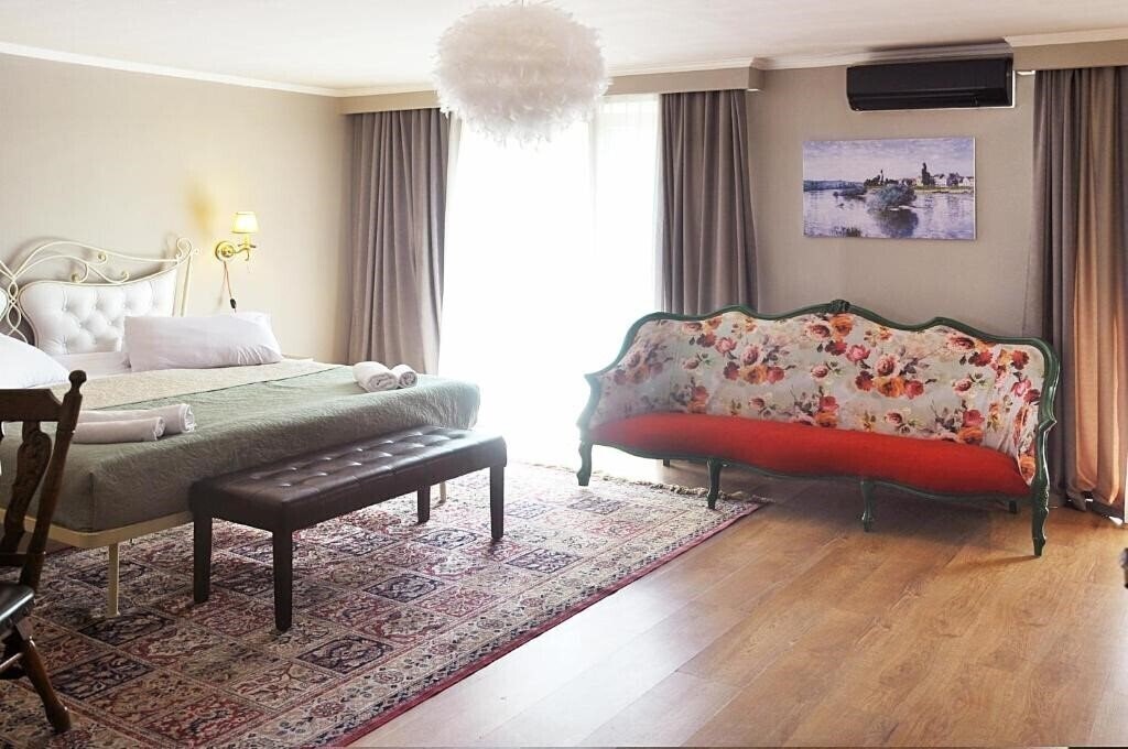 Отель Art Hotel Claude Monet 1*