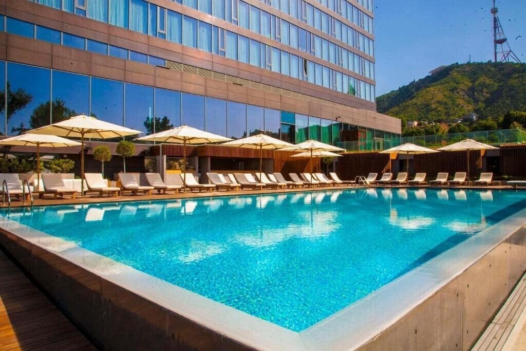 Отель Radisson Blu Iveria 5*