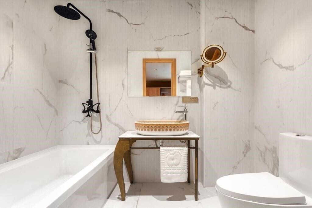 Brim Hotel Tbilisi 4* суреті