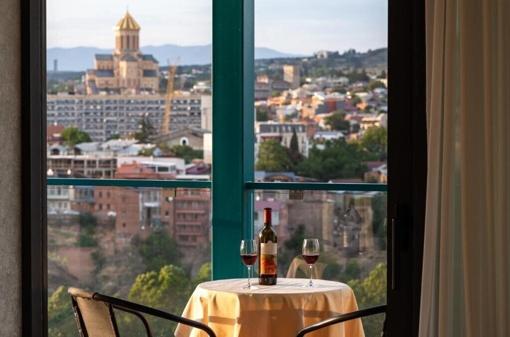 Brooch Hotel 4* фотосуреті