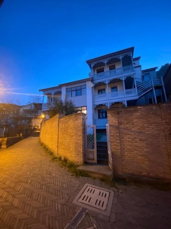 Abanotubani 4* қонақ үйі