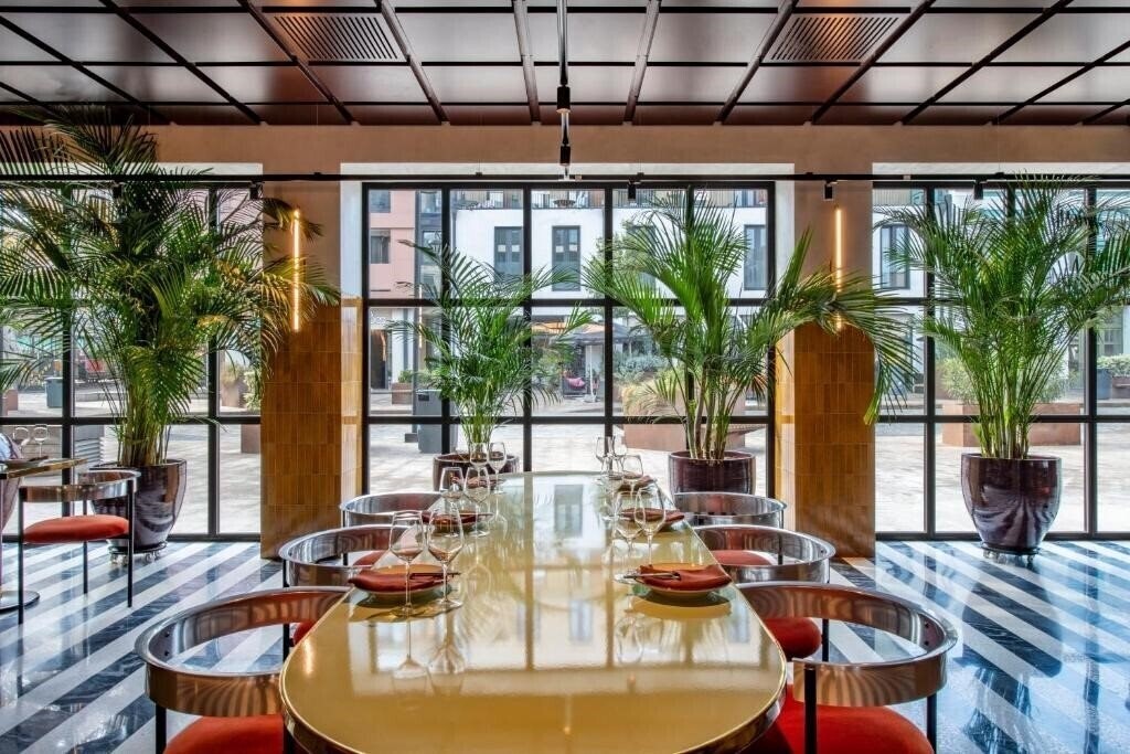 Отель Bazzar Boutique Hotel 4*