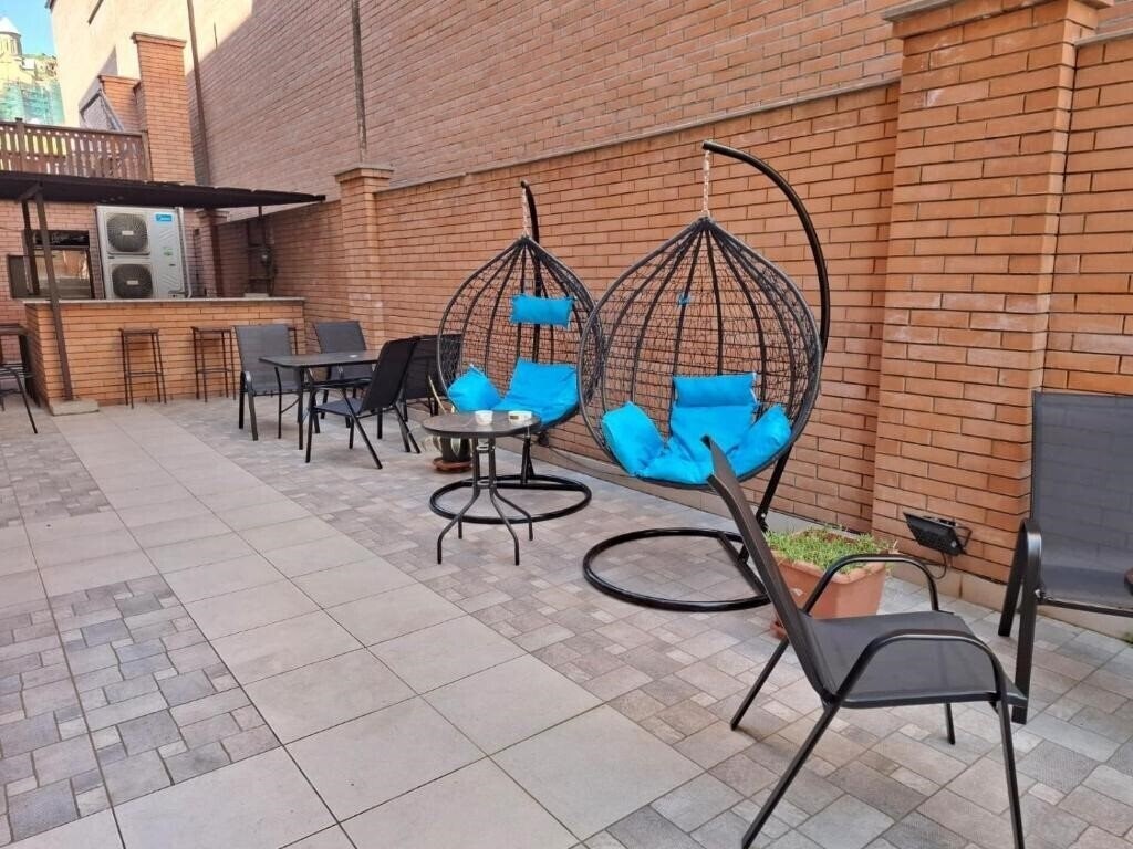 Aura Plaza Hotel 3* фотосуреті